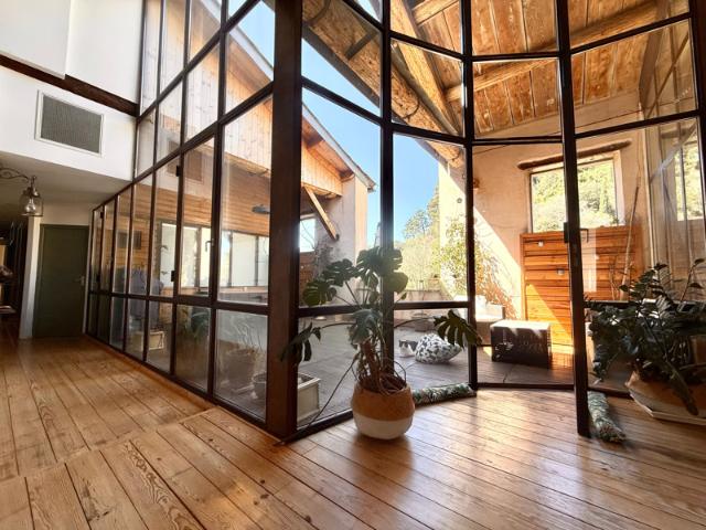 EN EXCLUSIVITE Appartement d'exception moderne de 215 m2 sur