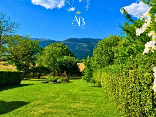 En exclusivité: Authentique Maison villageoise à 5 minutes de Nyon