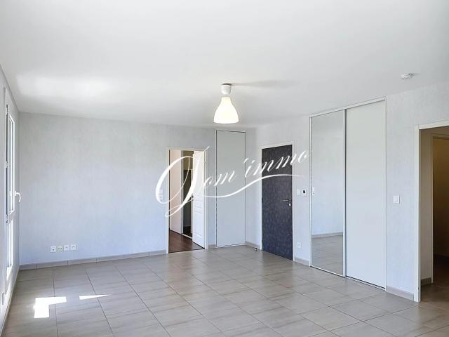 En exclusivité Dijon: Appartement F3 avec double balcon, gar. 66m² Dijon