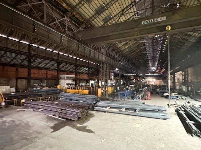 EN EXCLUSIVITÉ – Ensemble industriel de grande capacité – Sa. m² Saint Juéry