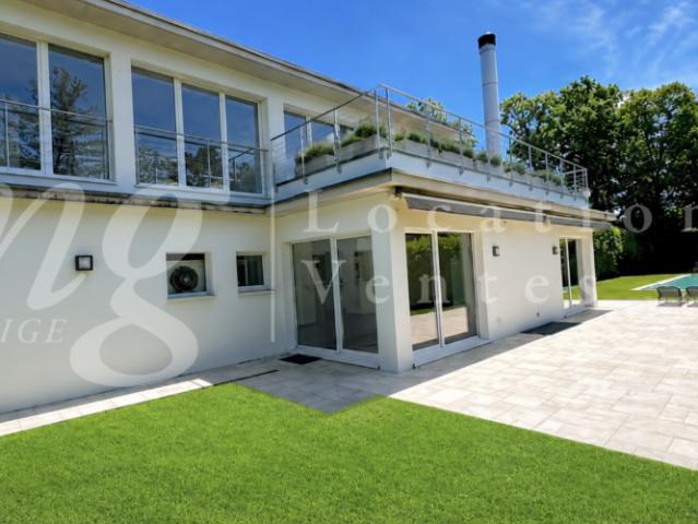 En exclusivité ! MAGNIFIQUE MAISON CONTEMPORAINE DE 8 PIECES AVEC JARDIN ARBORE ET GRANDE PISCINE