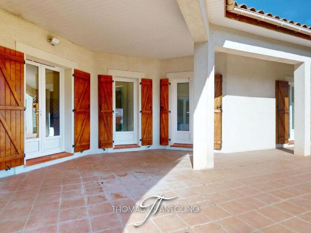 EN EXCLUSIVITE MAISON 4 FACES 4 CHAMBRES BUREAU GARAGE