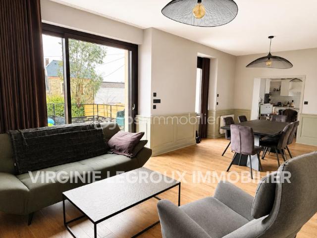 En Exclusivité, maison de caractère de 131m2 avec piscine