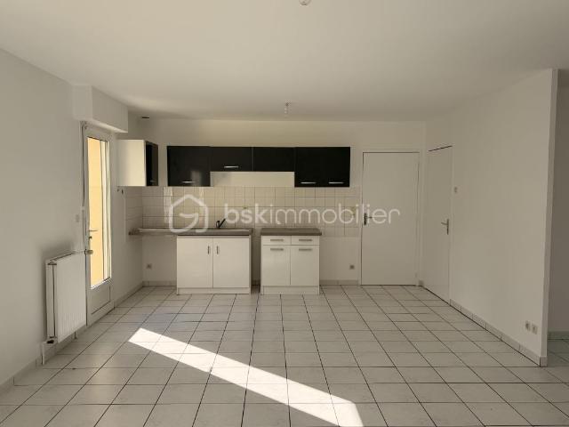 En Exclusivité, Maison de plain pied 2 chambres et 1 bureau