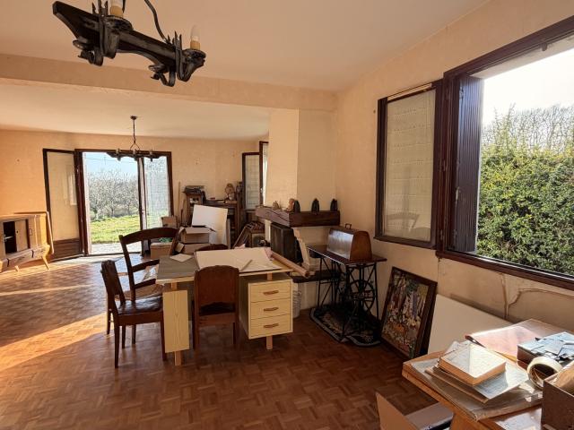 En Exclusivité: Maison familiale avec grand terrain Proche centre d’Éguzon Chantôme et lac d’Eguzon