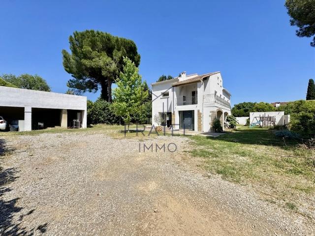 EN EXCLUSIVITÉ ! Maison familiale de 226m2 avec piscine