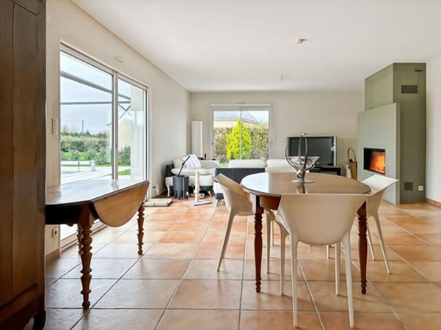 EN EXCLUSIVITÉ, Maison familiale d'exception 240 m², Géothermie, Piscine chauffée, Aux portes de Rennes