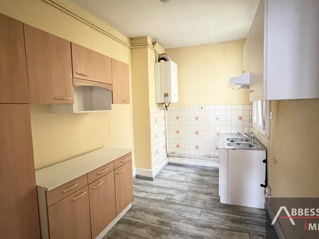 EN EXCLUSIVITE Remiremont: Appartement F2 situé au 1er étage