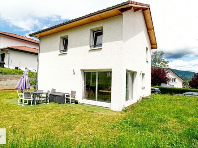 En exclusivité Reignier: Maison contemporaine récente