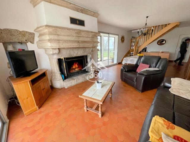 En Exclusivite Spacieuse Villa 211m2, 7ch sur 1,2ha à Anze. 211m² Antagnac