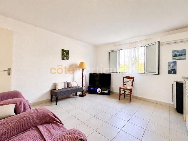 EN EXCLUSIVITE Superbe appartement 3 pièces 73m2 avec 2 parkings au sein d'une résidence sécurisée avec piscine