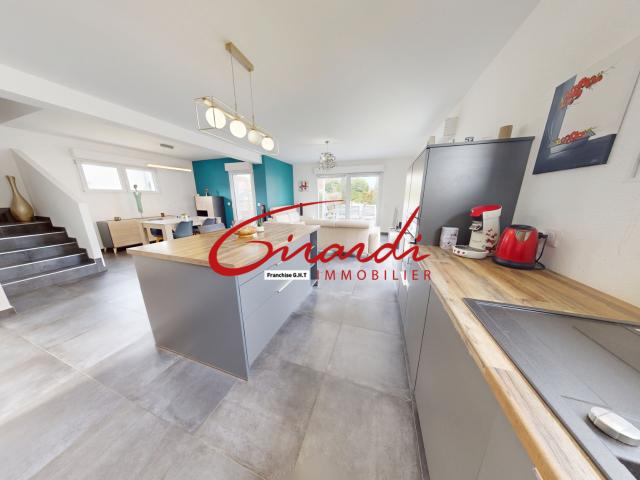 EN EXCLUSIVITÉ, SUR PULVERSHEIM, MAISON COMTEMPORAINE DE 2021, 107m2 ET 80m2 de SOUS SOL, DOUBLE GARAGE, PARCE