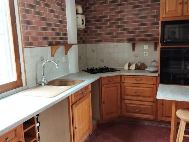 En location à Songeons 60: maison de 85.68m²