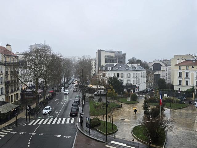 En location Appartement 5 pièces 100 m