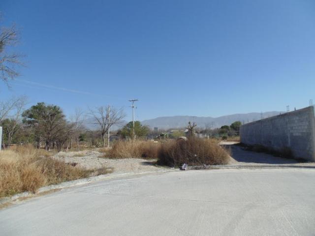 En los González, para construir depas o residencia 514 m2, dos frentes