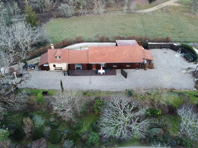 En Périgord Noir, sur les hauteurs de Montignac, maison réno. 100m² Montignac Lascaux