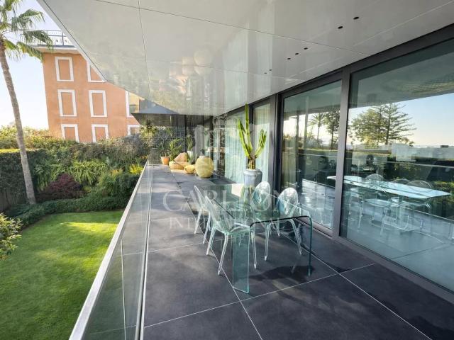 En Plein Coeur De La Californie, Dans La Residence De Presti. 148m² Cannes