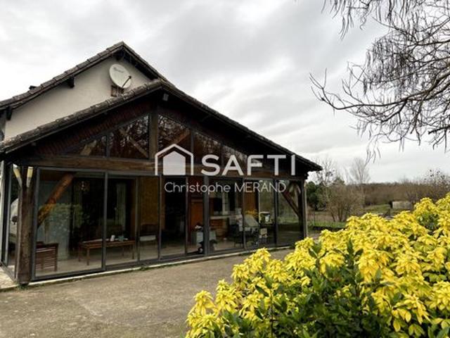 En pleine campagne grande maison de 176 m2 sur plus de 9000 m2 de terrain