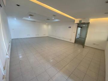 En Renta y Venta oficina en Av Acance Sm 15 de 115m2 con 5 espacios y 2 Ba?os 2do nivel