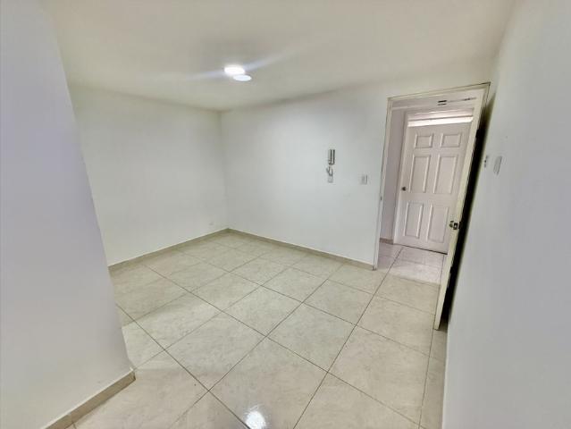 APARTAESTUDIO A UNA CUADRA DE LA UNIVERSIDAD DEL ÁREA ANDINA PEREIRA