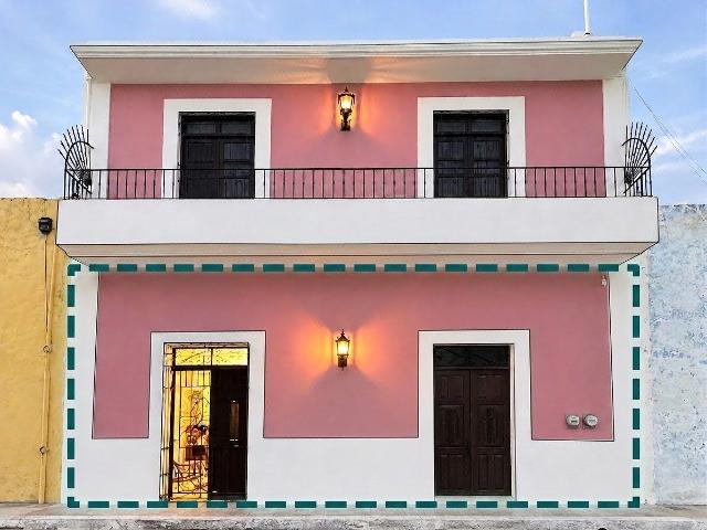 EN RENTA, Casa colonial remodelada y equipada en Centro Historico Campeche