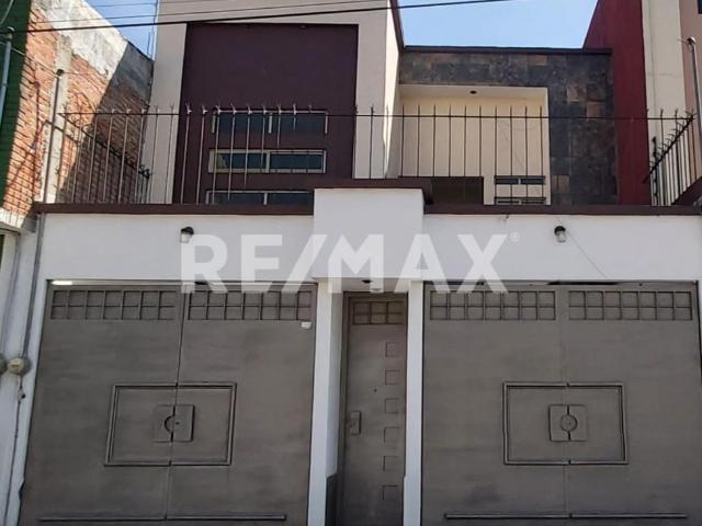 En Renta Casa de 4 recámaras Ciudad Deportiva, Zinacantepec Estado de México