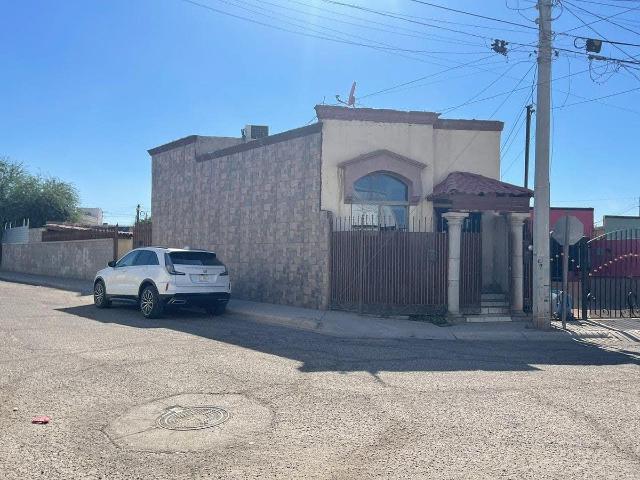 ¡En renta casa en Valle Del Pedregal Mexicali, B.C. !