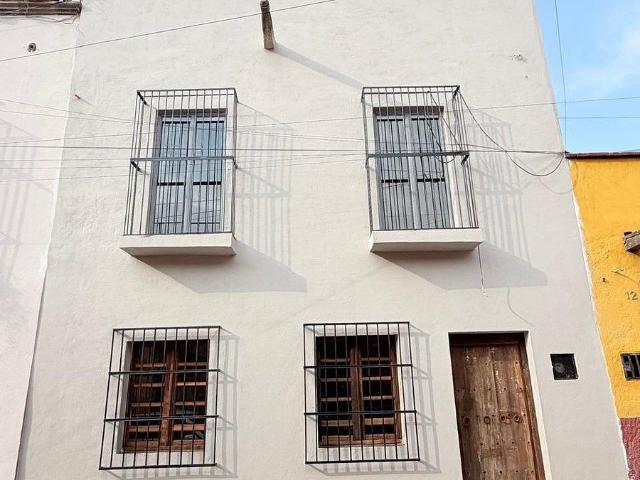 En RENTA casa 2 habitaciones calle Tenerías, Centro San Miguel de Allende BAM