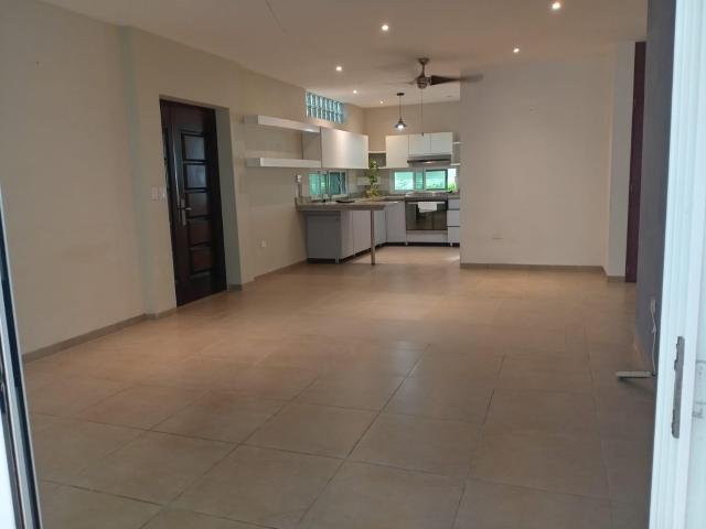 En Renta Departamento con alberca en Ejido Sur