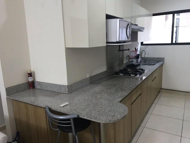 EN RENTA DEPARTAMENTO EN LIRIOS RESIDENCIAL PLANTA BAJA