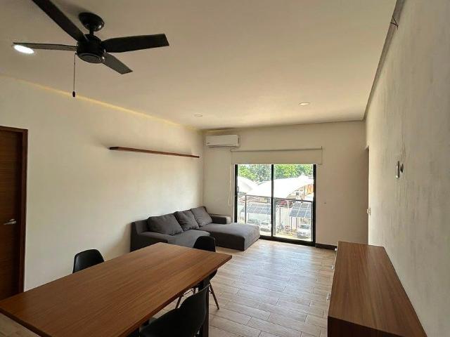 EN RENTA DEPARTAMENTO MODERNO DE DOS HABITACIONES