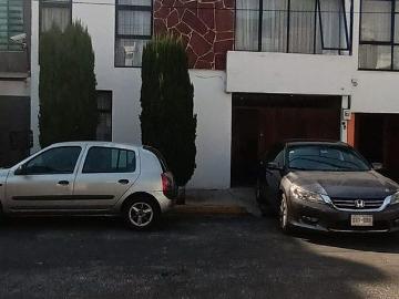 En renta linda mini loft en Miramontes