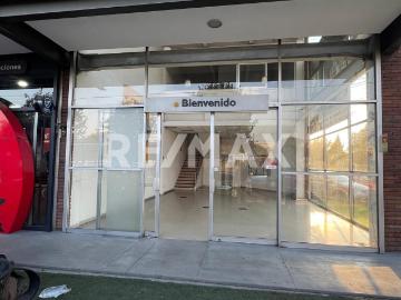 En Renta Local Comercial 17 Plaza El Punto, Toluca Estado de México