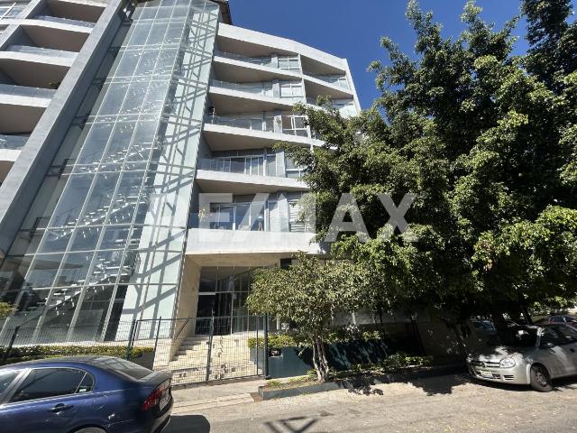 EN RENTA LOCAL COMERCIAL CON TECHO DE DOBLE ALTURA UBICADO EN ESQUINA, TERRANOVA, GUADALAJARA