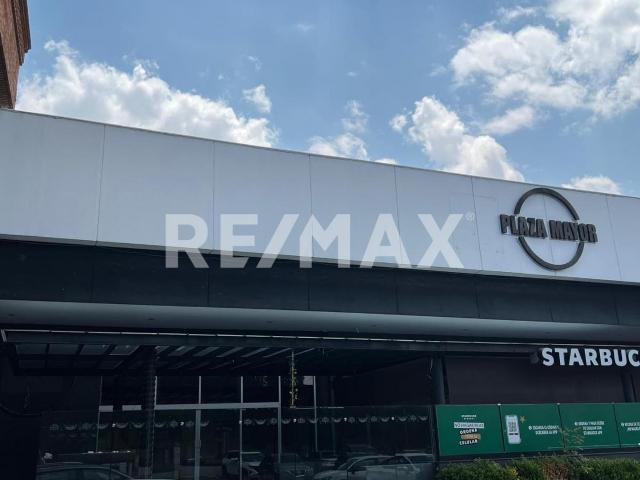 En RENTA Local Comercial junto a Starbucks Plaza Mayor I Metepec, Estado de México