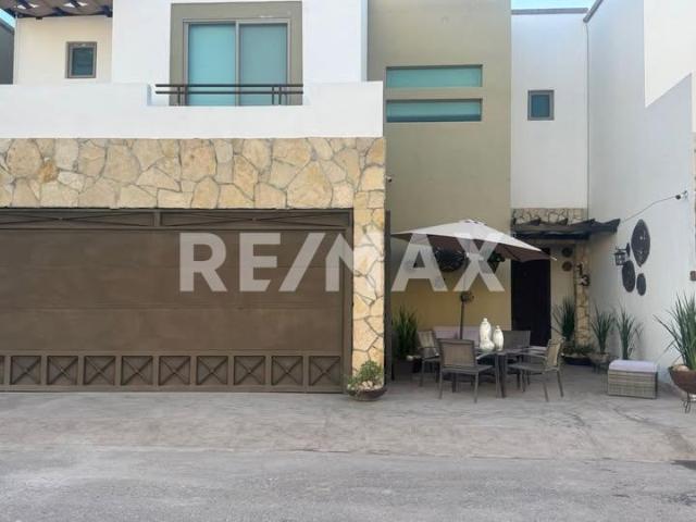 EN RENTA Residencia Premium en SANTA BARBARA Camilas
