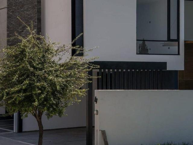 En RENTA/VENTA hermosa casa en Muralia Norte