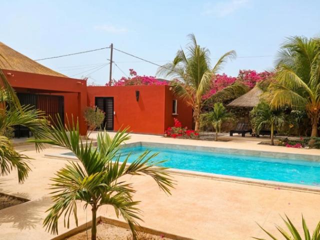 EN RESIDENCE DE STANDING, VILLA ETAT NEUF, 3 CHAMBRES SUR UN BEAU TERRAIN ARBORE DE 1000 M2