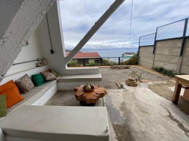 En reñaca, casa moderna en subida los ositos reñaca