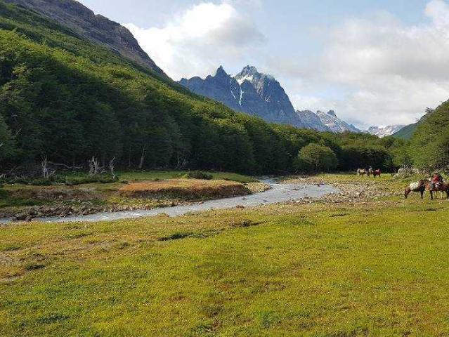 en RÍO IBAÑEZ