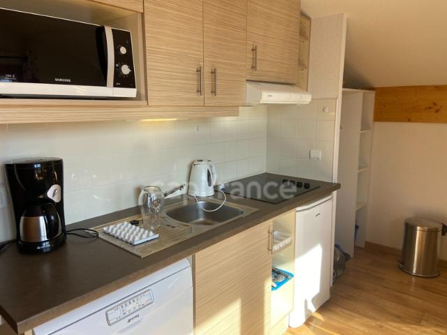 En Savoie 73, à vendre station de ski, Domaine Galibier Thabor 1800, T2, balcon, piscine, belle vue