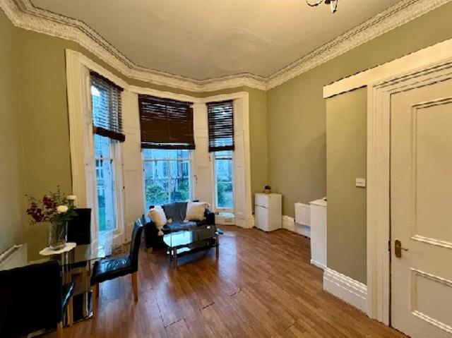 En Suite Mezzanine Semi Studio To Rent