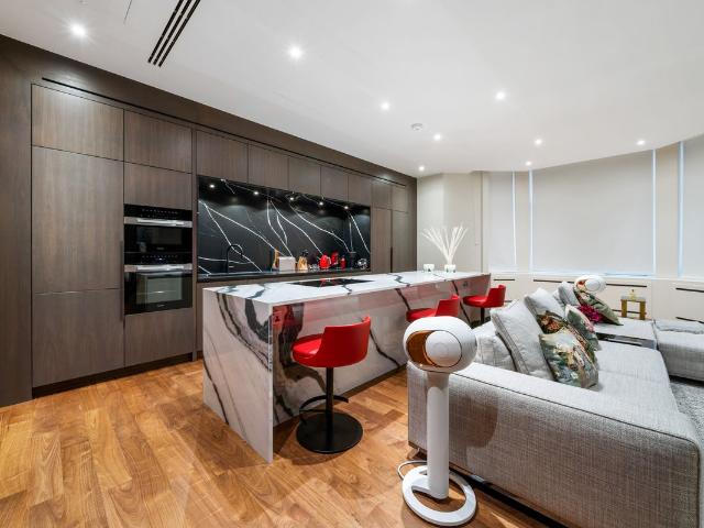 Ennismore Gardens, Knightsbridge SW7, 2 bed flat to rent, £19,500 pcm | PrimeLocation