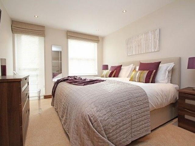 Ennismore Gardens, London SW7, 2 bed flat to rent, £15,167 pcm | PrimeLocation