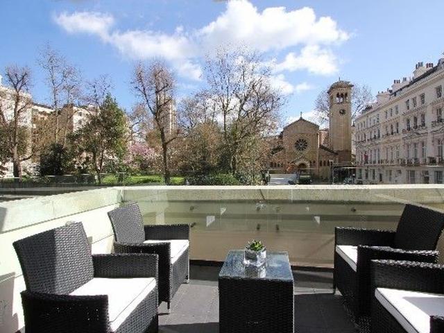 Ennismore Gardens, London SW7, 3 bed flat to rent, £10,400 pcm | PrimeLocation