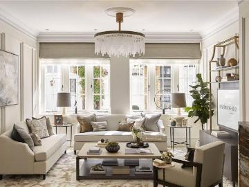 Ennismore Gardens Mews. 3 bed terraced house to rent £29,250 pcm £6,750 pw