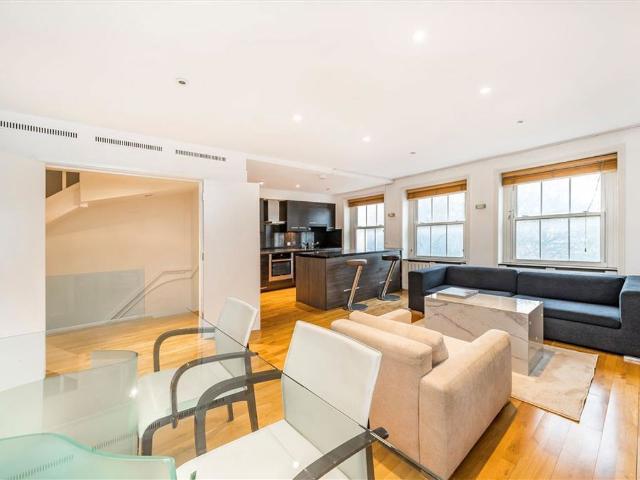 Ennismore Gardens, South Kensington SW7, 3 bed flat to rent, £5,900 pcm | PrimeLocation