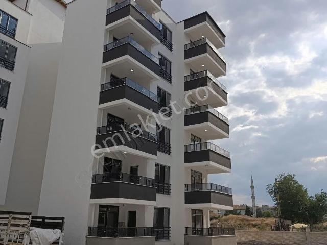 Şenoldan Kiralık 3+1 Emirgazi De Lüks Arakat 5.kat Sıfır Daire