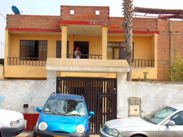 Enorme Casa a Precio de Terreno 416 m Jose Galvez Villamariadeltriunfo