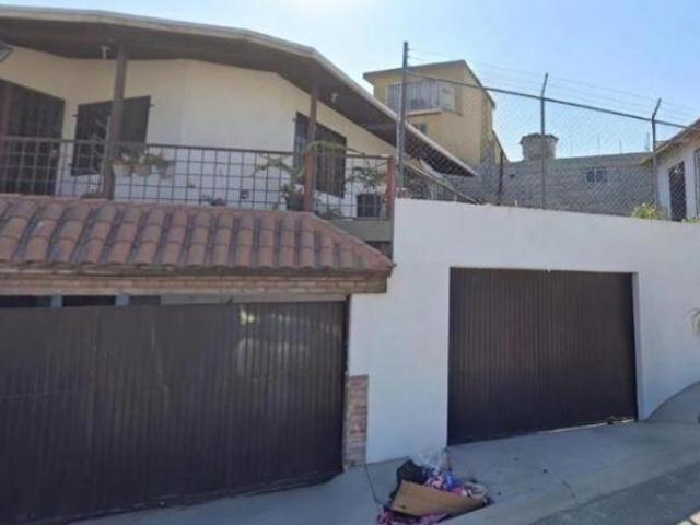 ENORME CASA EN VENTA EN TIJUANA A UNOS MINUTOS DE LA AUTOPISTA MEXICALLI TIJUANA